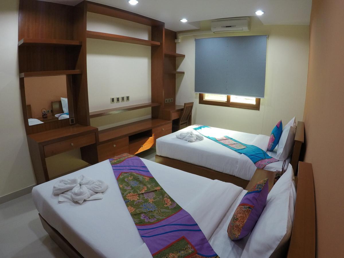 The Supara Bangkok Luaran gambar